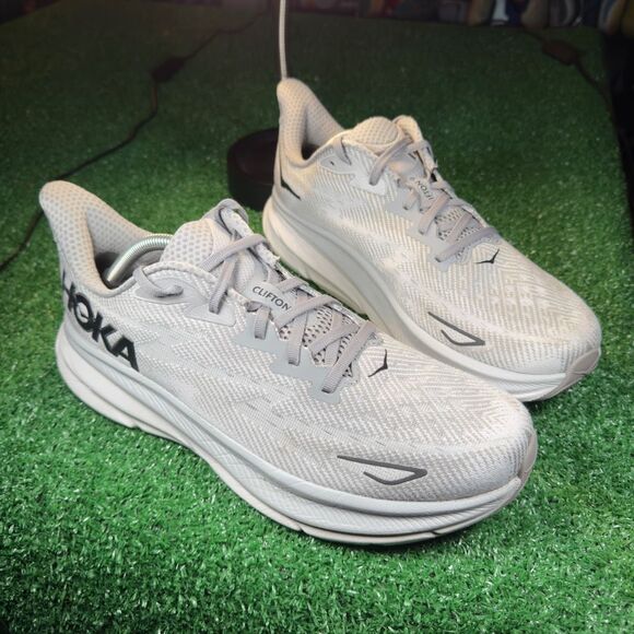 HOKA ONE ONE CLIFTON 9 - Men’s Running Shoes - SIZE 11D - Picture 2 of 9